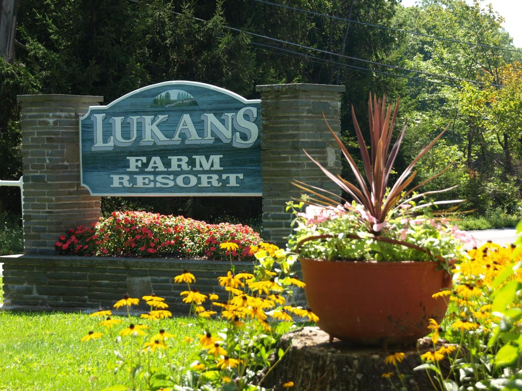 Lukans Farm Resort Hawley Eksteriør bilde